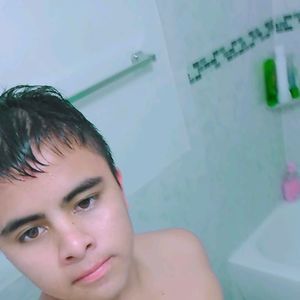 Meet your Posher, Alejandro